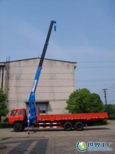 供应湖南常德12吨随车吊机 高效便捷的机械搬运解决方案